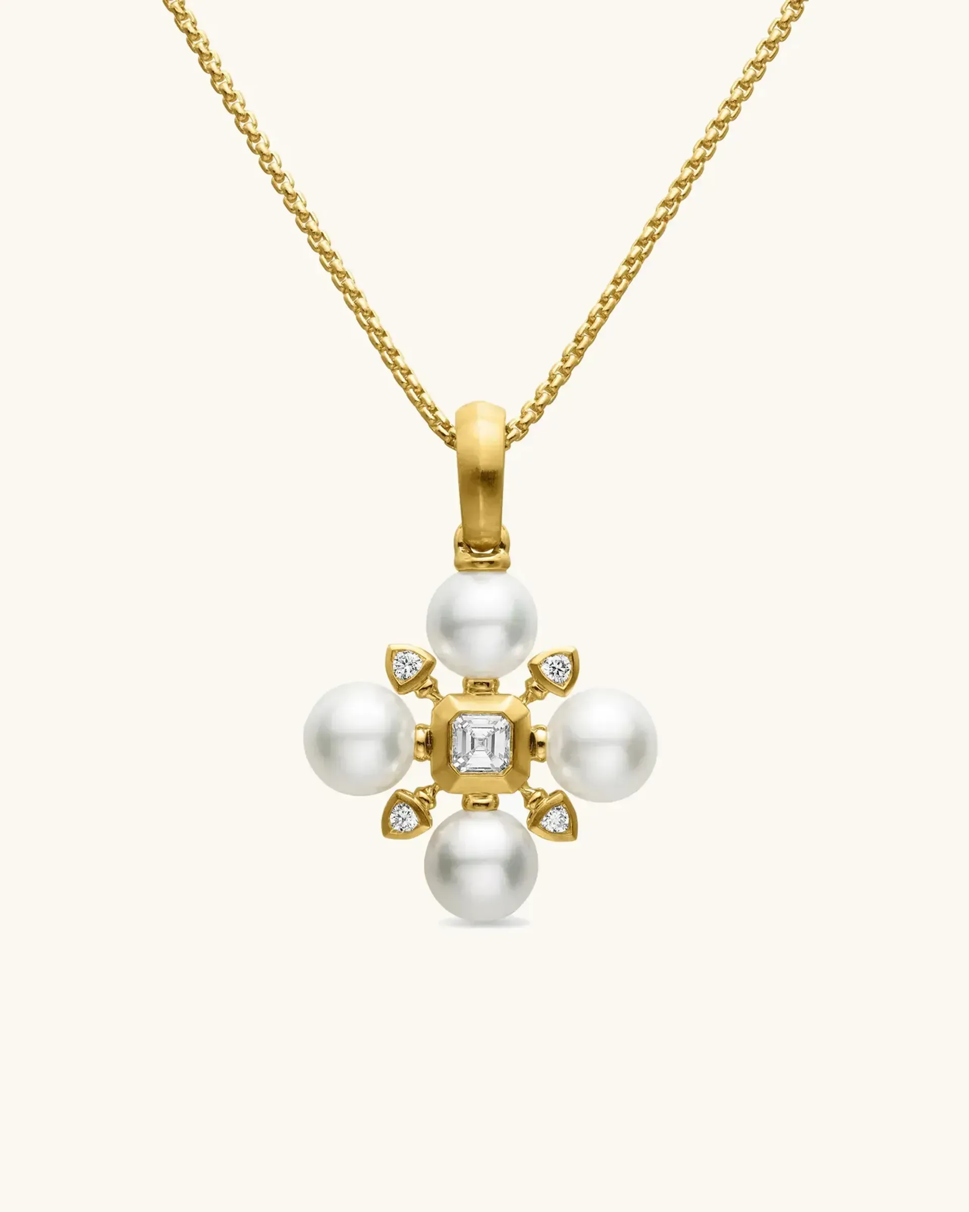The Alaya pendant